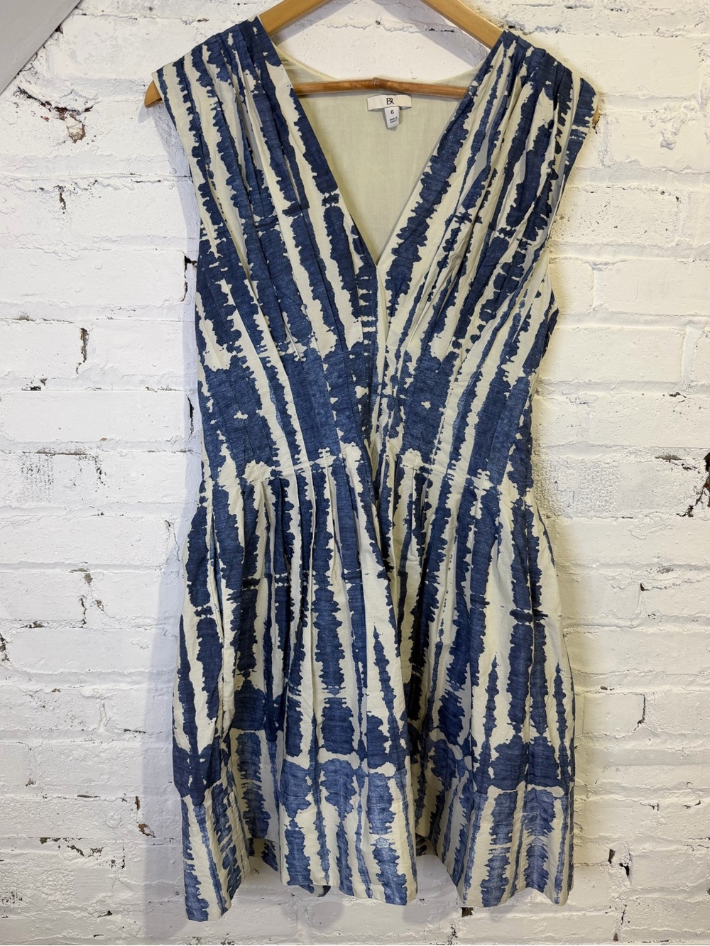 Banana Republic Ariana Mini Dress Blue White Tie Dye Pleated Fit Flare Size 6